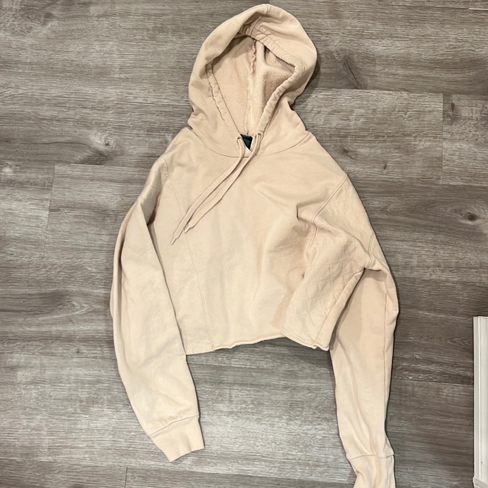 Cropped hoodie